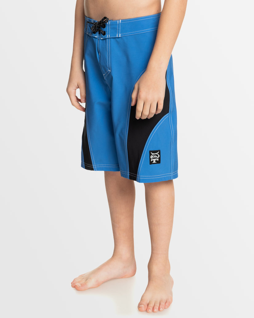 Boys 8-16 Mercury Slash 17" Performance Boardshorts