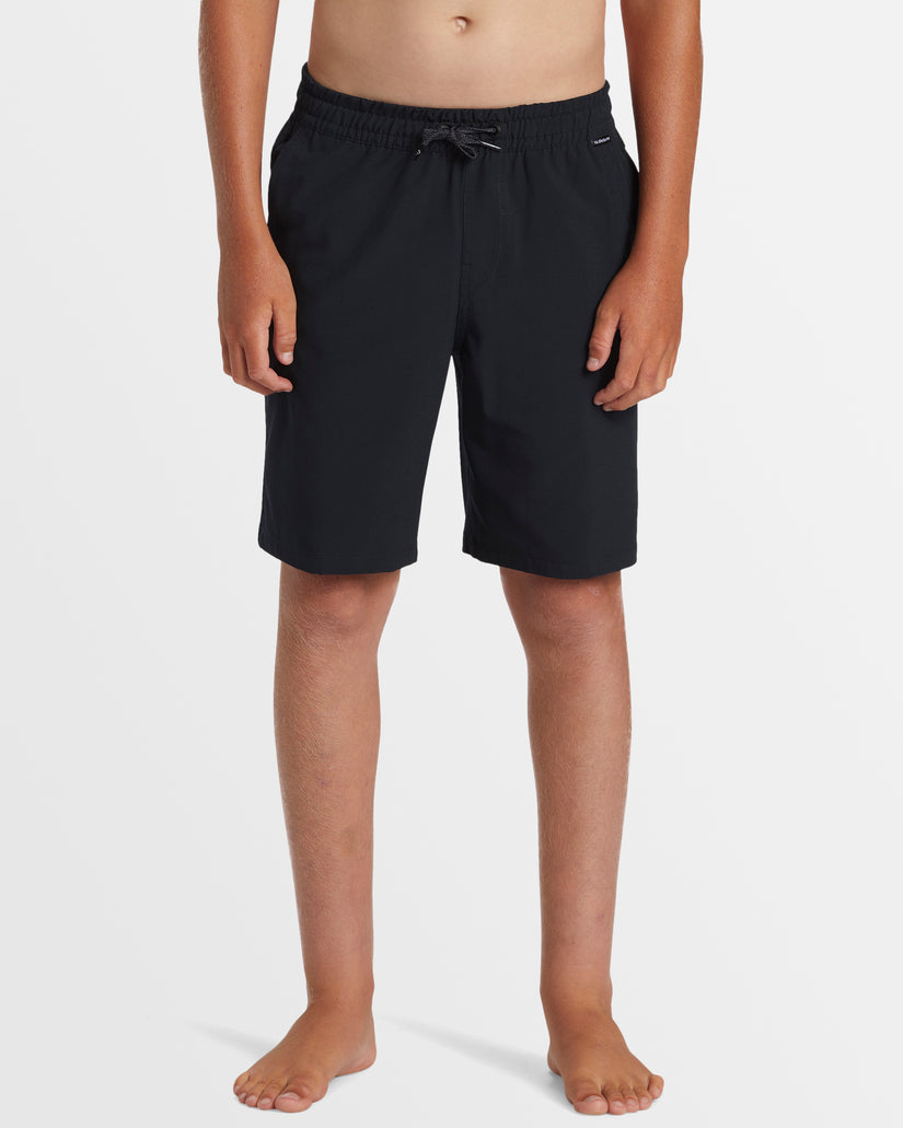 Boys 8-16 Taxer Amphibian 17" Hybrid Shorts