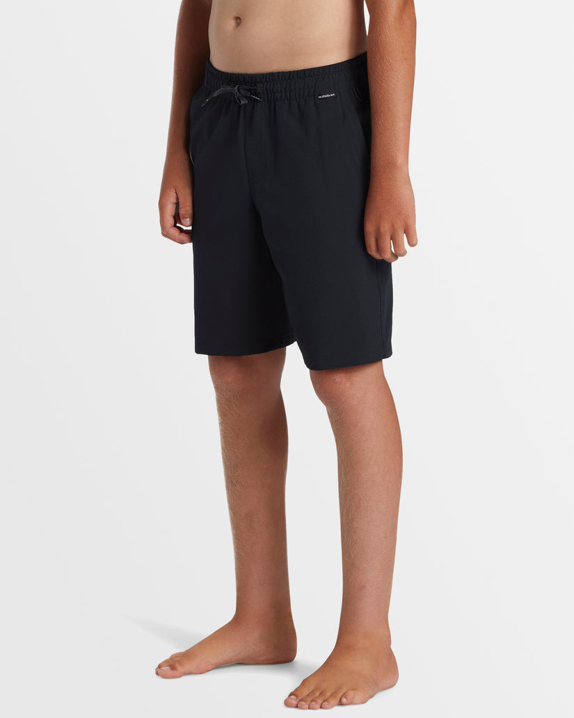 Boys 8-16 Taxer Amphibian 17" Hybrid Shorts