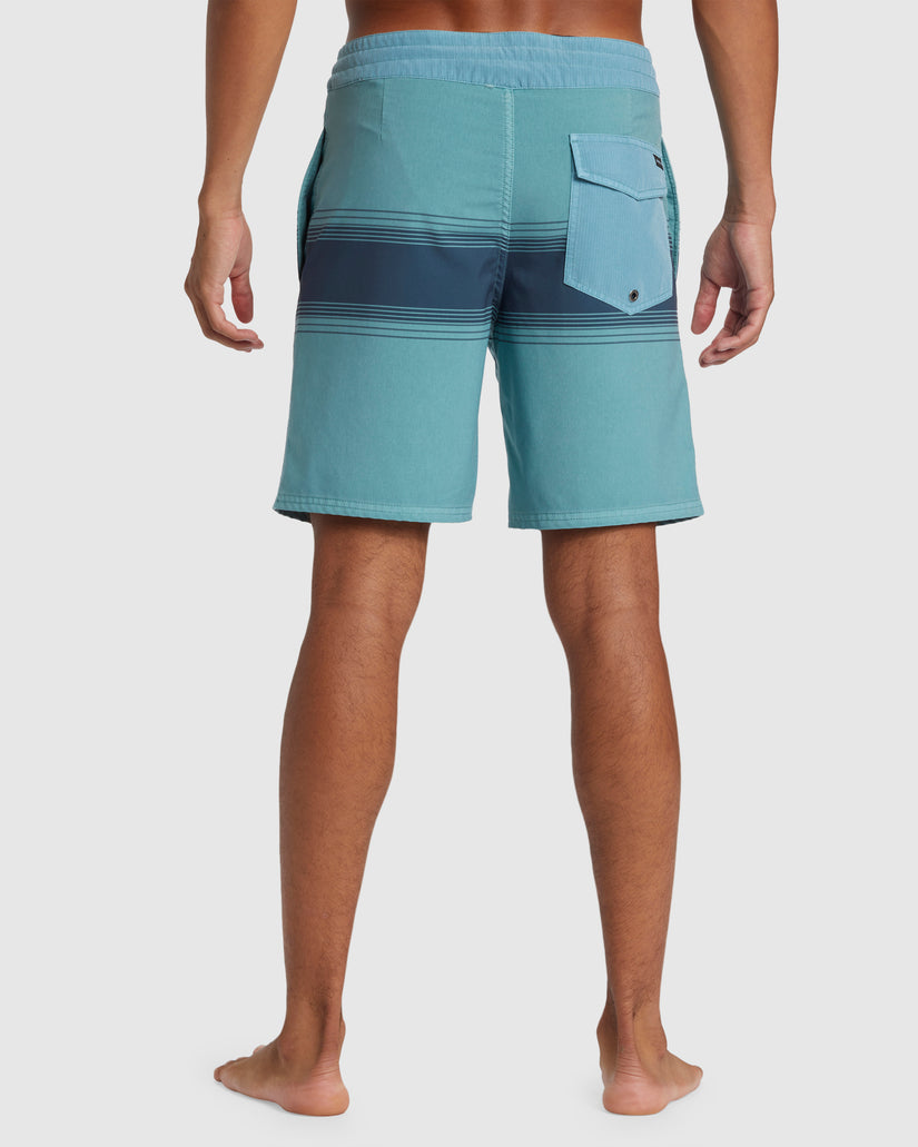 Mens Surfsilk Street Trunk 18" Boardshorts