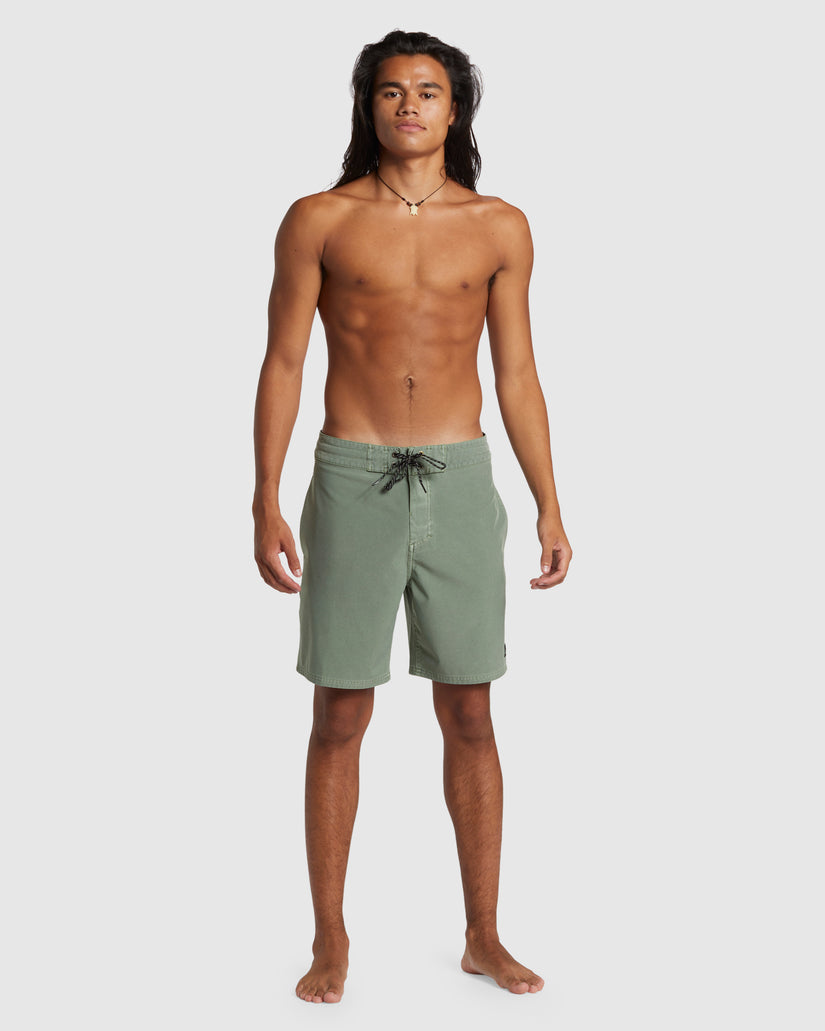 Mens Surfsilk Street Trunk 18" Boardshorts