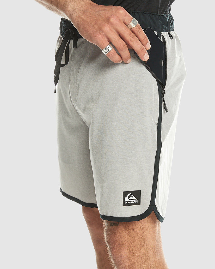 Mens Omni Scallop 17" Amphibian Boardshorts